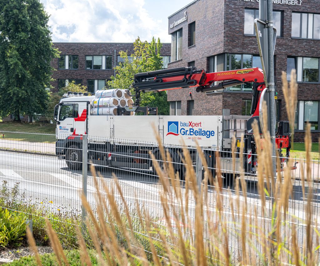 LKW Lieferung bauXpert Gr Beilage Vechta Holz Baustoffhandel