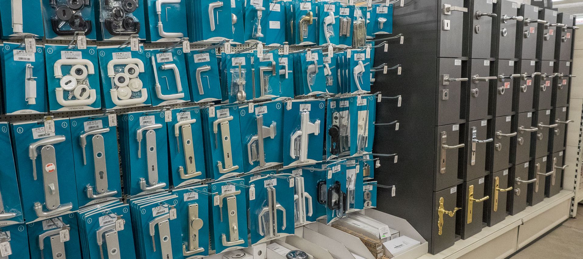 Türbeschläge, Drückergarnituren und Schlösser im Fachmarkt von bauXpert Köhn