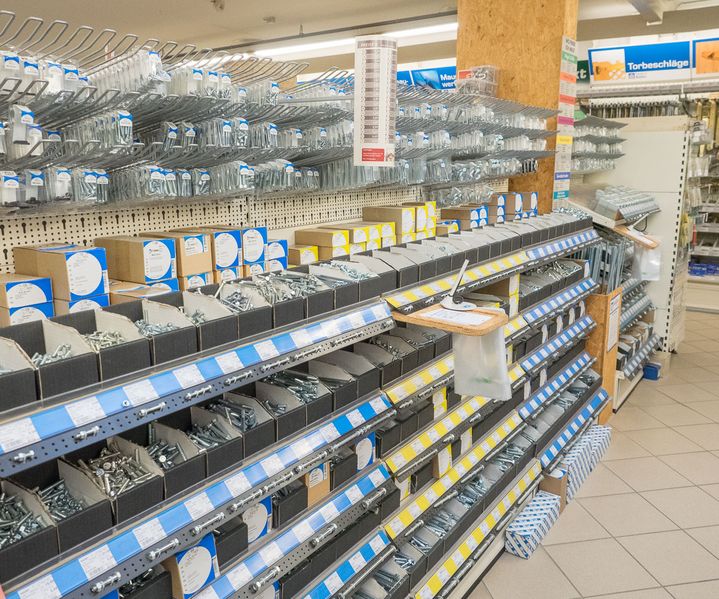 Schrauben, Haken und Befestigungsmaterial im Fachmarkt von bauXpert Köhn