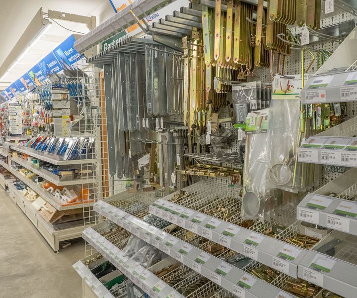 Beschläge und Eisenwaren Sortiment bei bauXpert Köhn