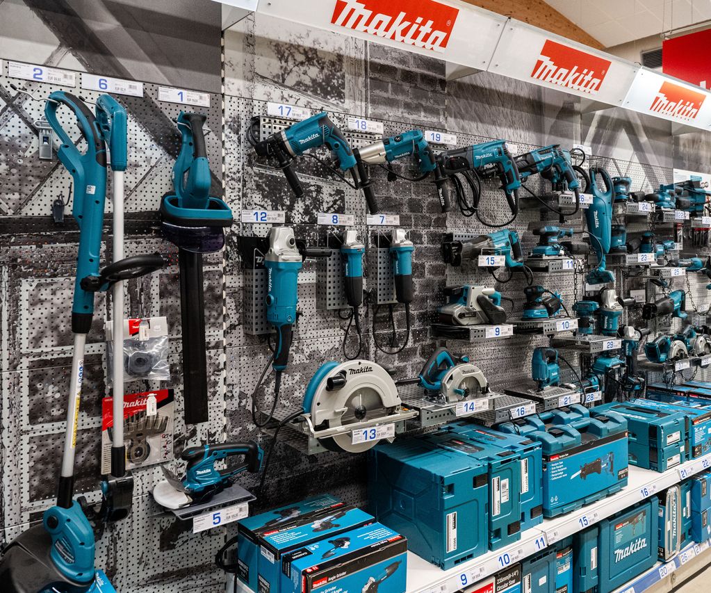 Elektrowerkzeuge Makita im Fachmarkt von bauXpert Köhn