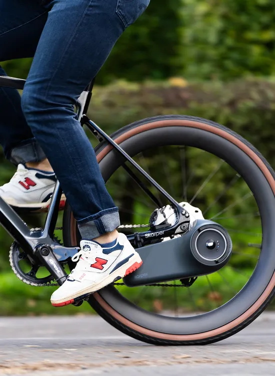 Skarper e-bike clip-on in action.