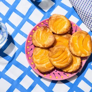 PEACH
UPSIDE-
DOWN
COOKIES