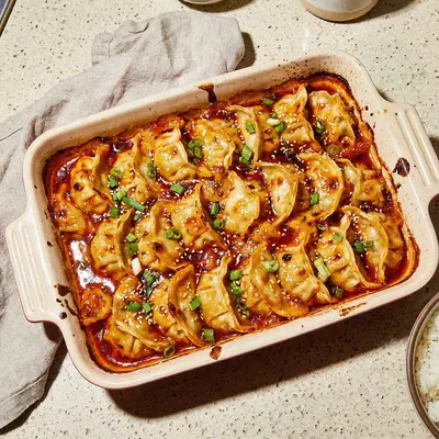 ONE
TRAY
DUMPLING
BAKE