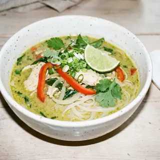 THAI
GREEN
CURRY
NOODLES