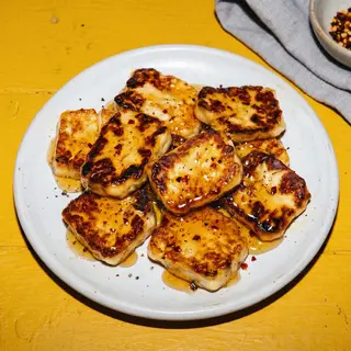 HONEY
GLAZED
HALLOUMI
BITES