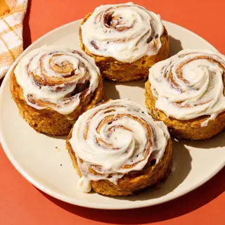 PUMPKIN
CINNAMON
ROLLS