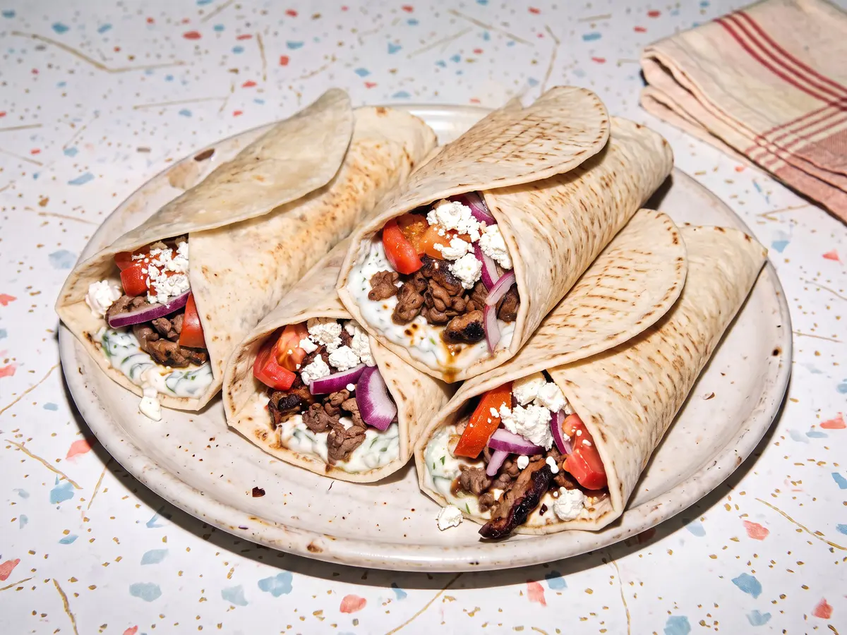 Gyros-Spiced Beef Flatbreads – finished dish