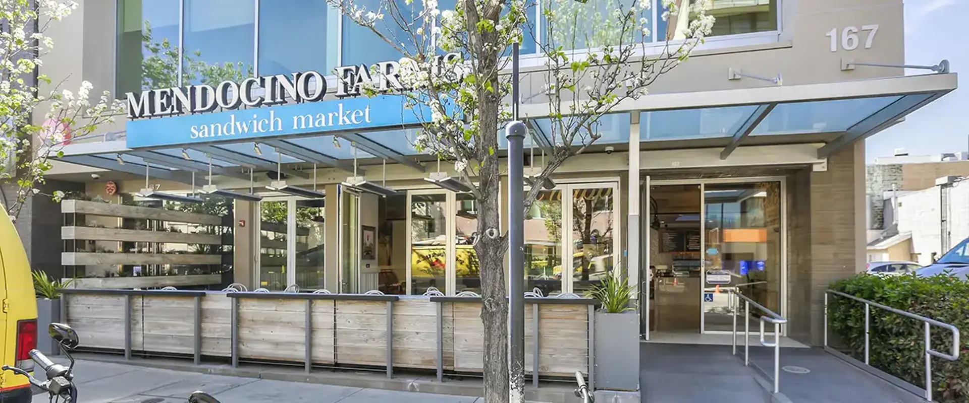 Palo Alto photo 1