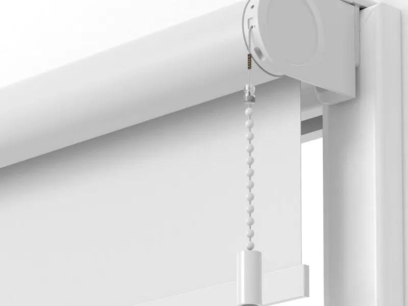 Smart-Home-Rollo auf den Rahmen geklemmt