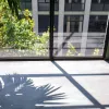 Bild eines Fensters bei Sonne