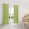 Grüne Gardinen im Wohnzimmer