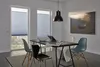 Blaues Plissee im Esszimmer