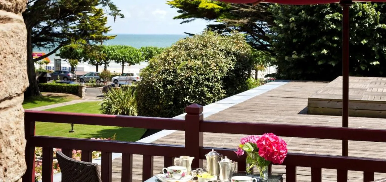 terrasse avec vue mer