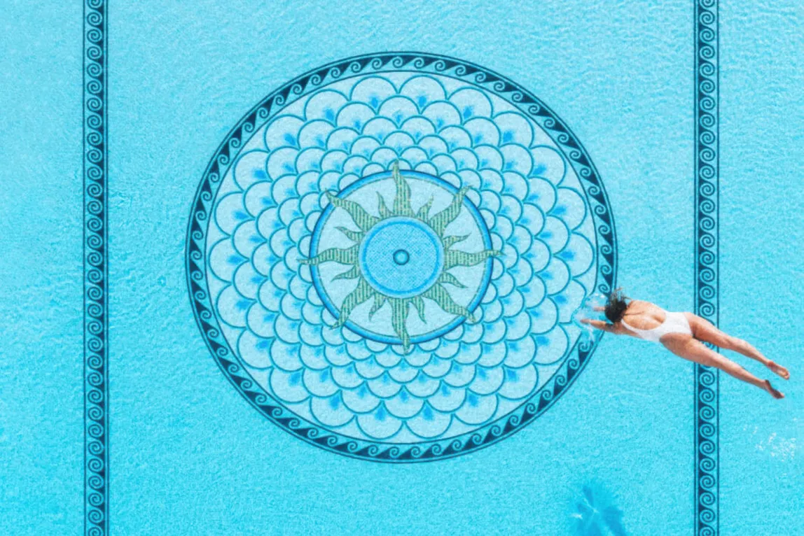 La piscine du Majestic Cannes