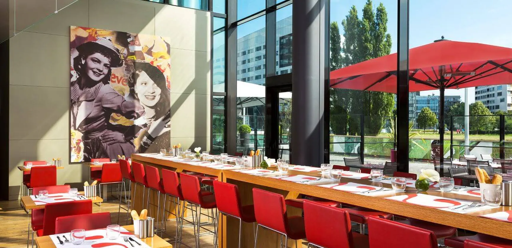 Restaurant terrasse du parc à l'hôtel Barrière Lille