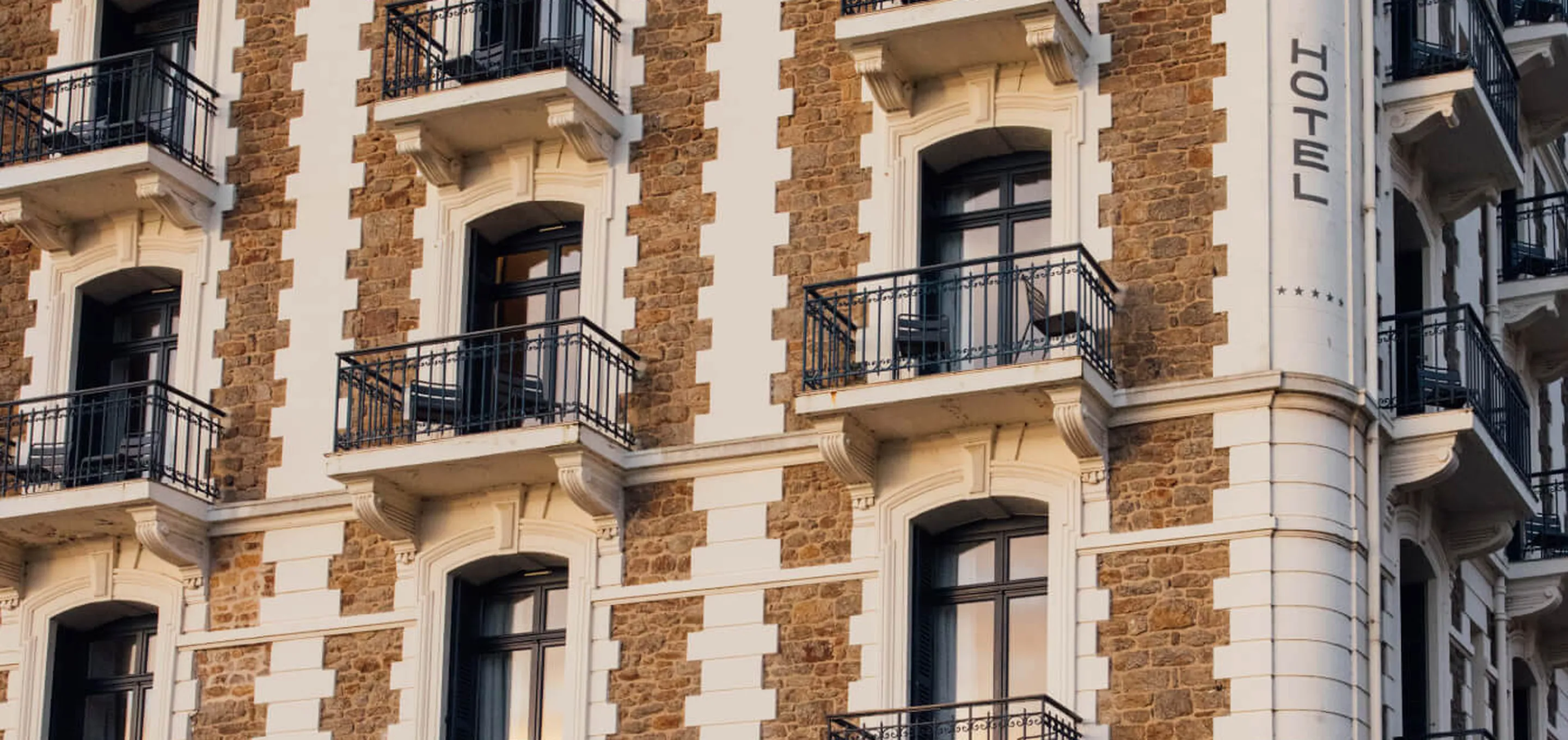 Le Grand Hôtel Dinard façade