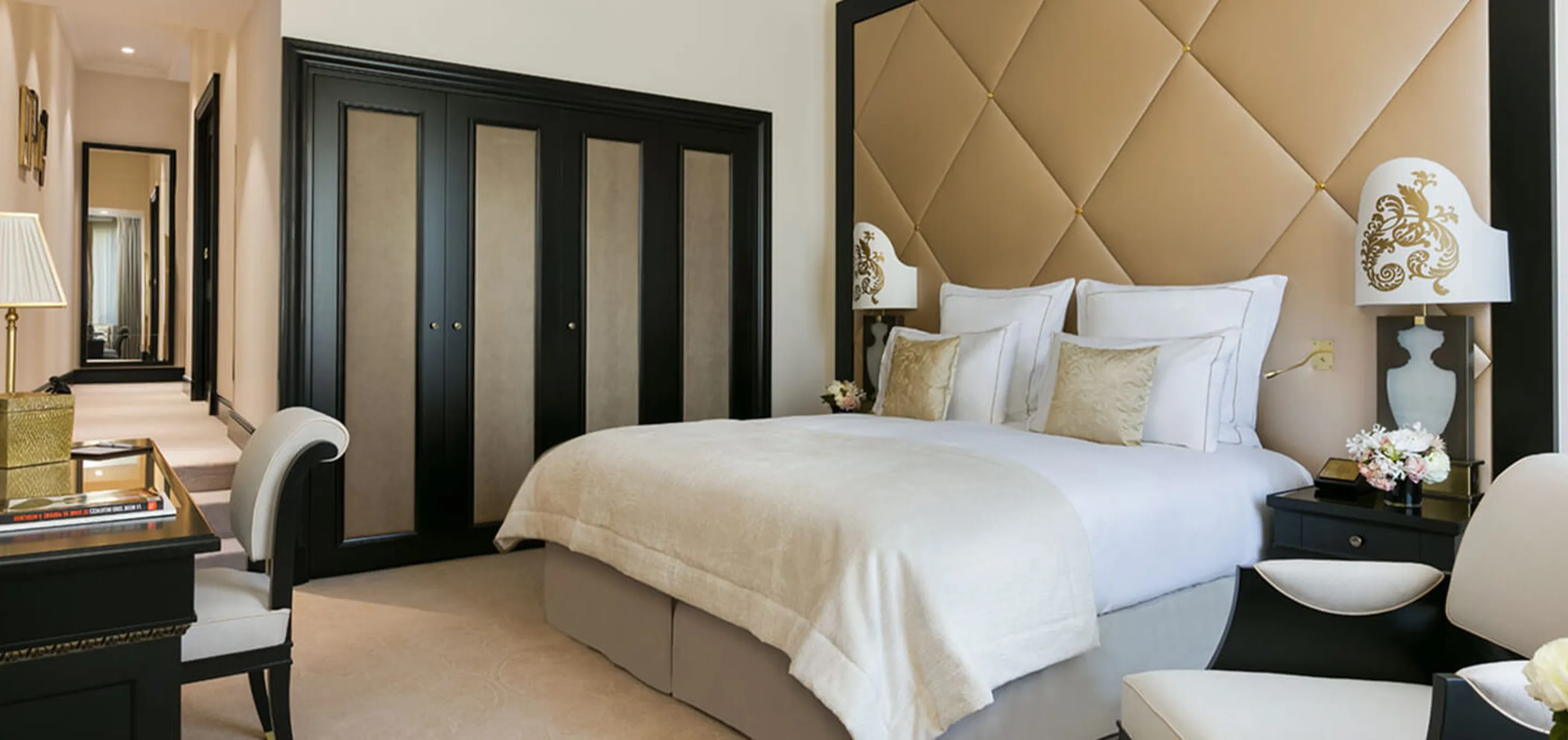 Prestige Champs Elysées Suite - Fouquet’s hotel in Paris | Barrière Hotels