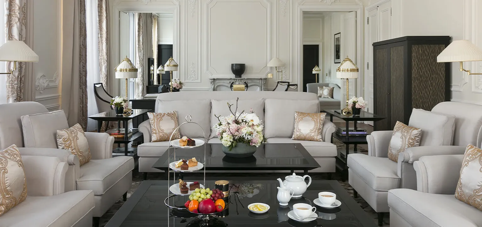 Suite signature Arc de Triomphe au Fouquet's Paris