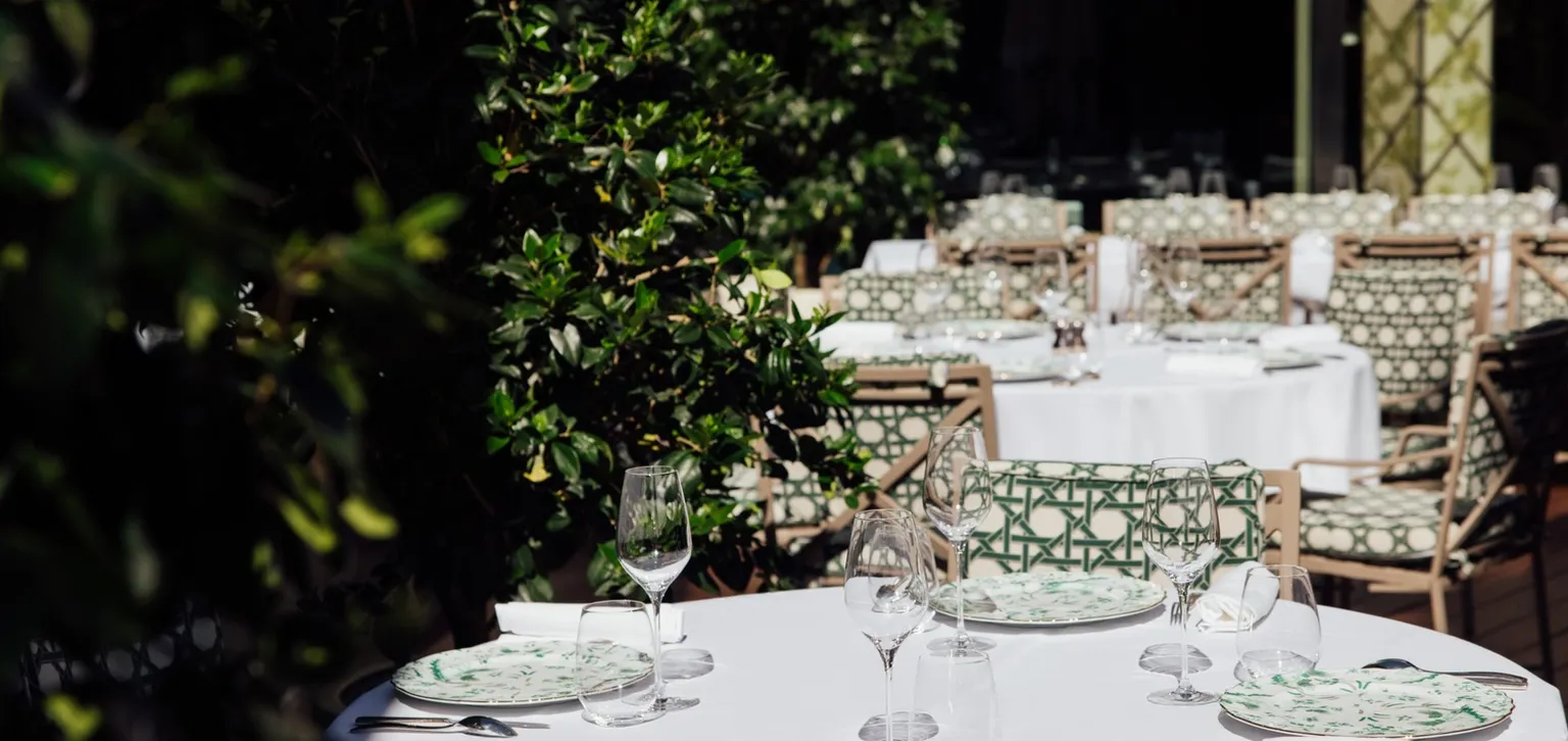 Terrasse du restaurant Joy Fouquet's Paris