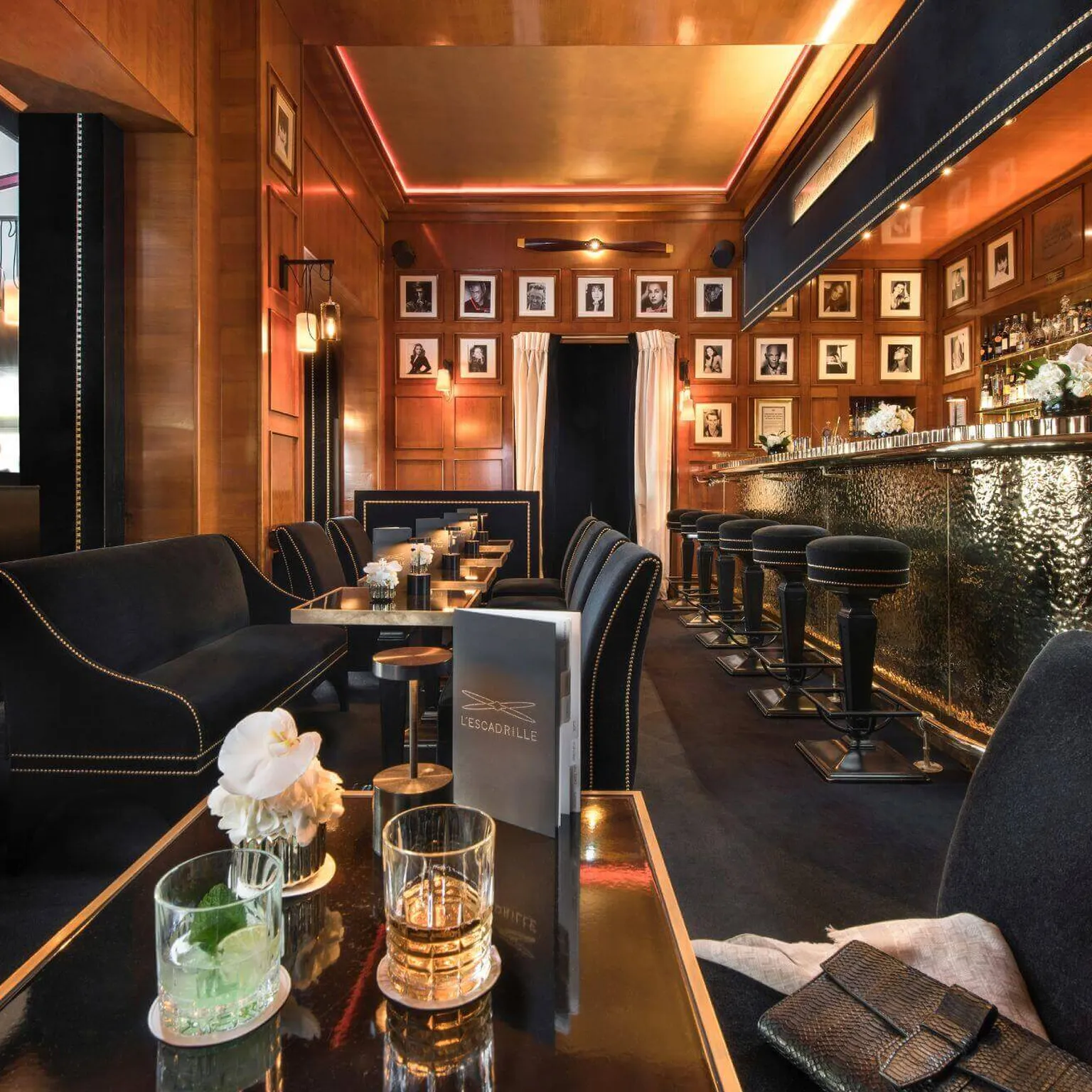 Paris Fouquet's Bar L'escadrille