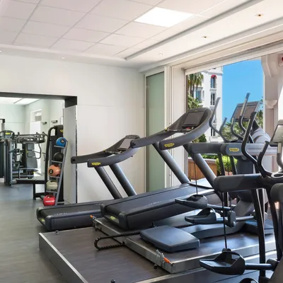 Salle fitness à l'hôtel le majestic à cannes