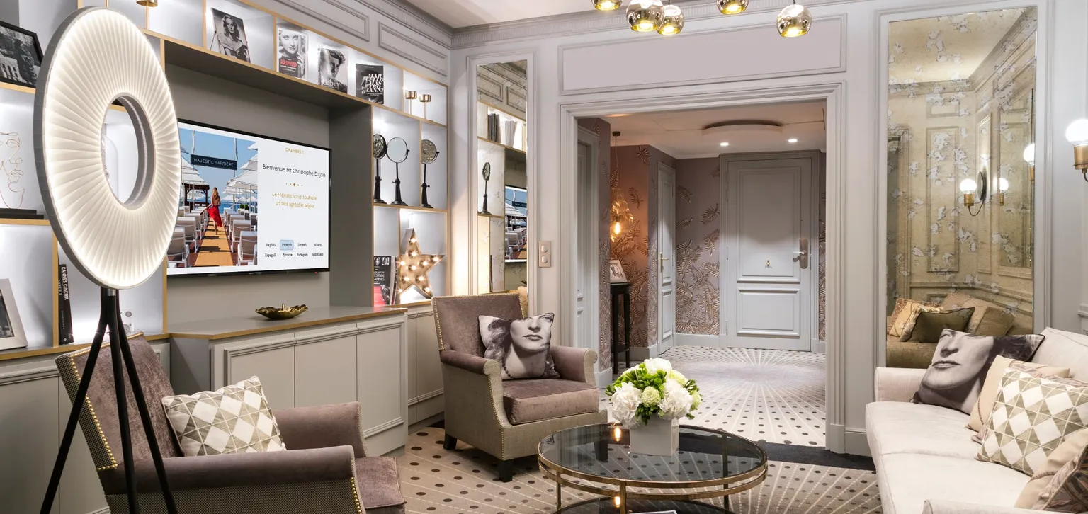 Salon de la suite Michèle Morgan à l'hôtel le Majestic à Cannes