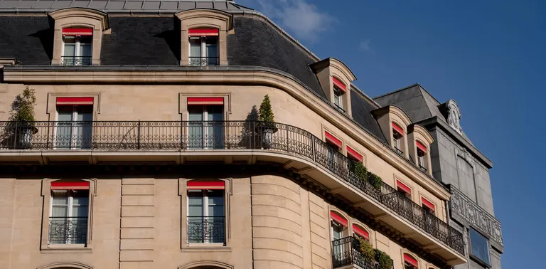 Façade du Fouquet's Paris