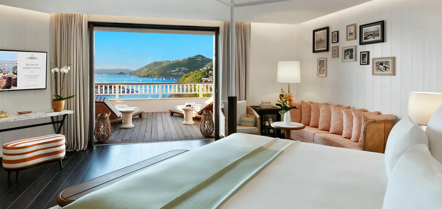 chambre de la junior suite terrasse mer