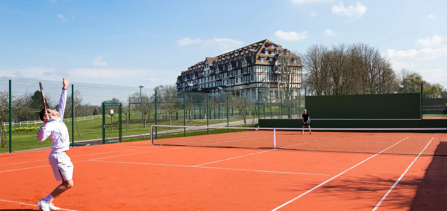 Tennis de l'hôtel du Golf