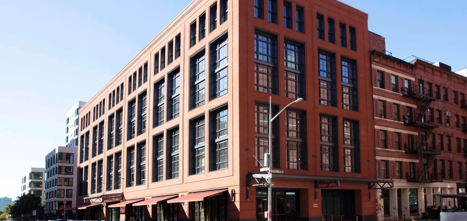 Façade de l'hôtel Fouquet's à New York