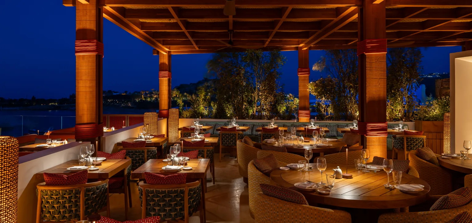 ROKA Restaurant Fouquet's Mykonos - soirée vue sur la mer