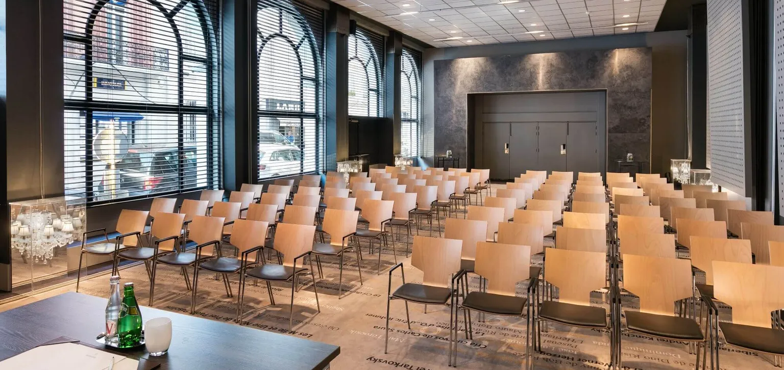 Salle de séminaire à Cannes