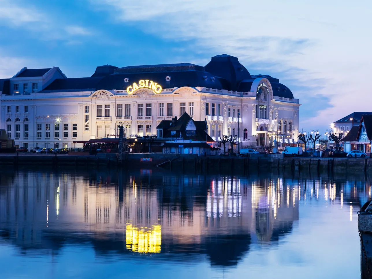 Facade du Casino de Trouville