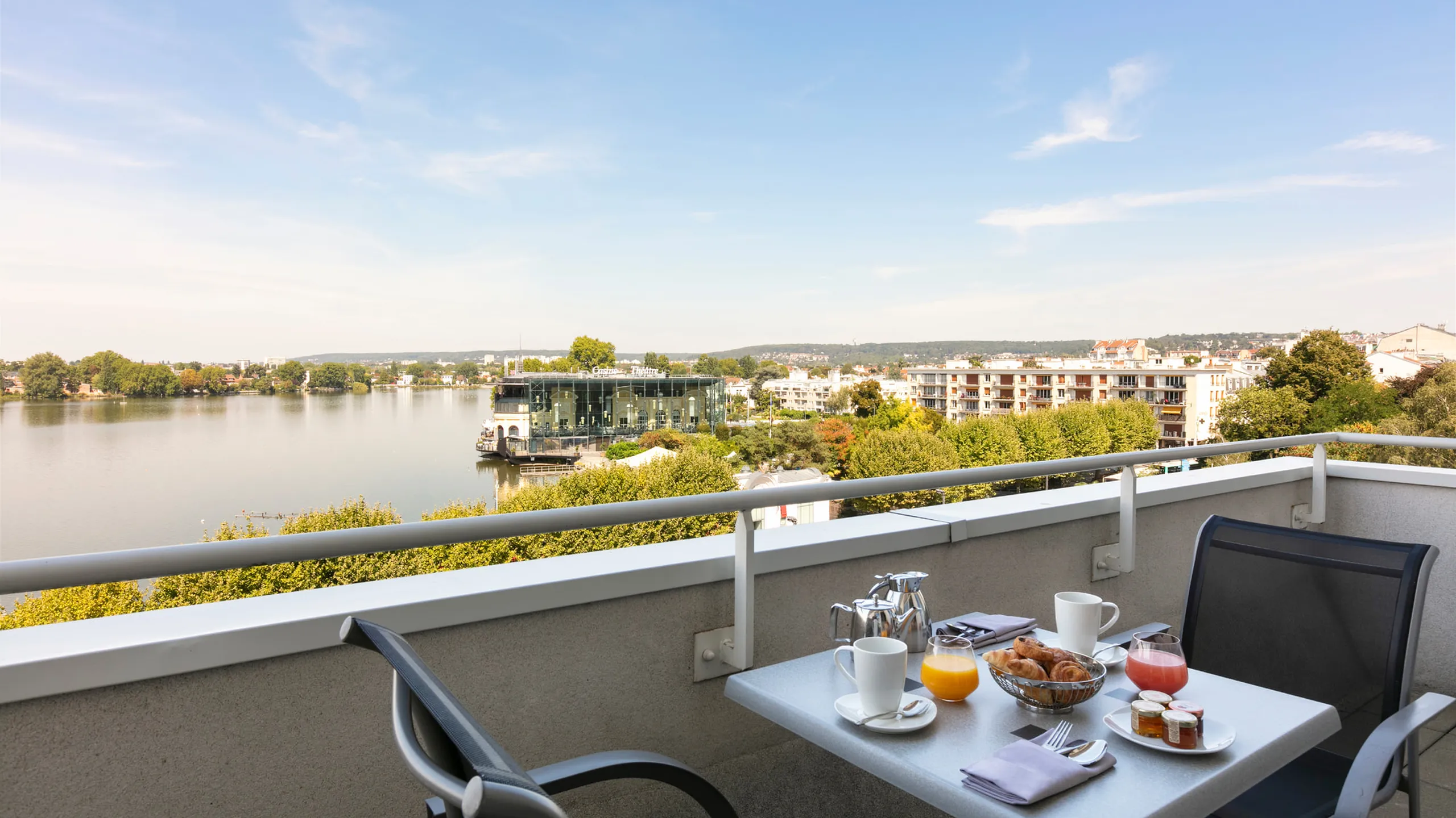 Meilleure offre disponible au Grand Hôtel à Enghien-les-Bains