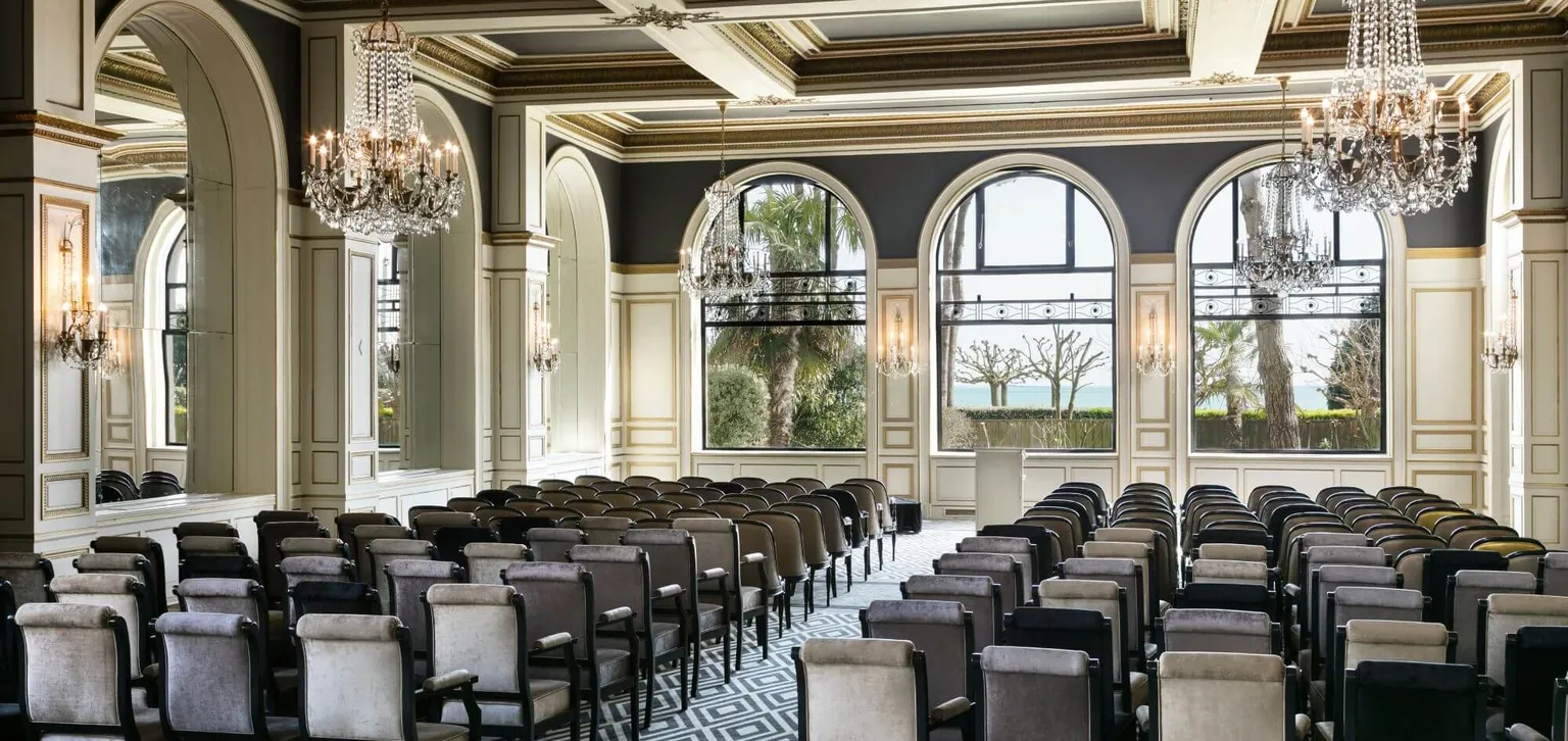 Grande salle de séminaire à l'Hermitage La Baule