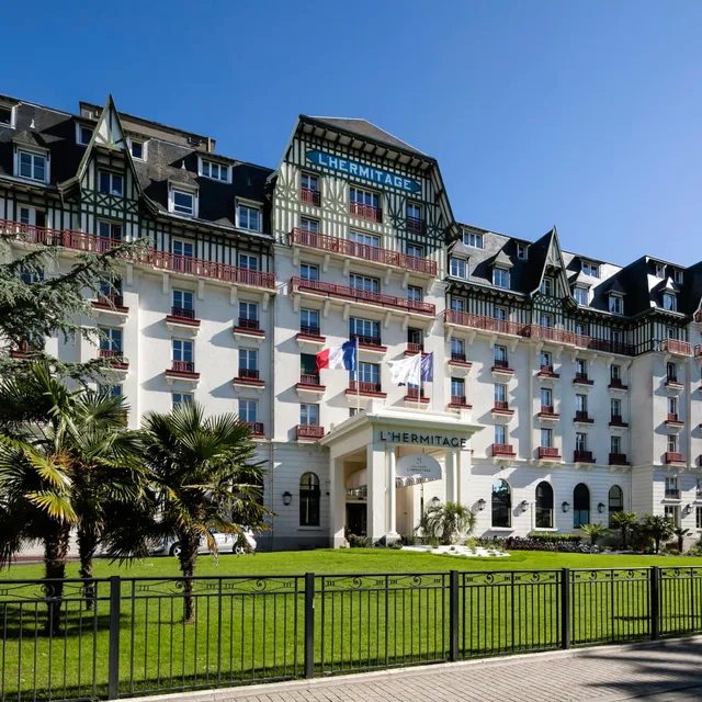 Façade de l'Hôtel Hermitage à La Baule