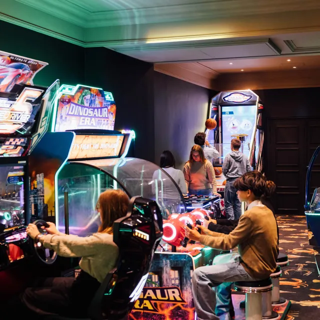 Gaming club - salle de jeu enfants