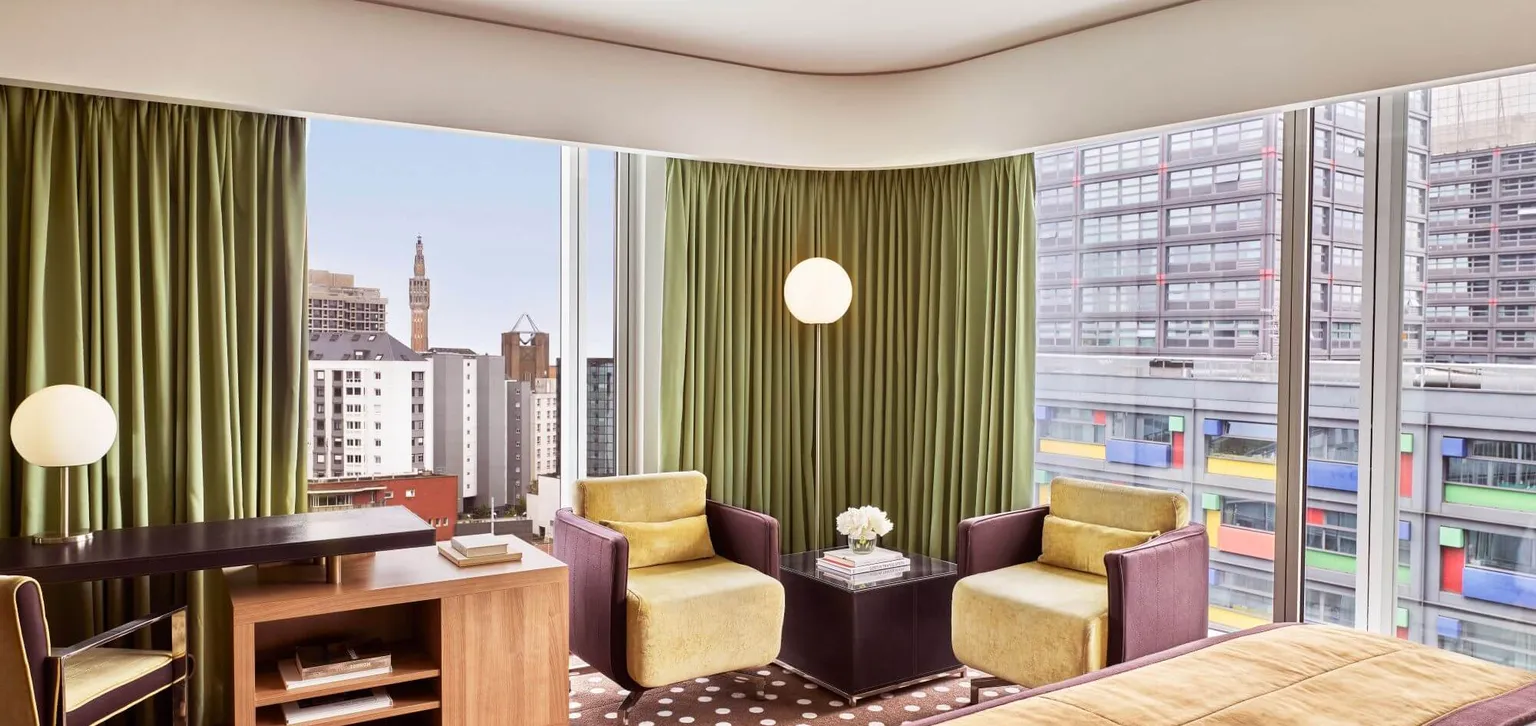 Vue de la baie vitrée de la Chambre Executive de l'hôtel Barrière de Lille