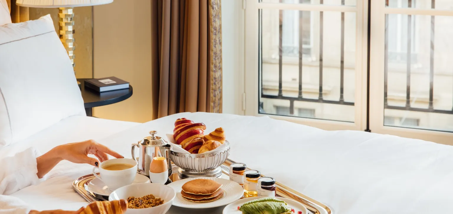 chambre-petit-dejeuner-lit