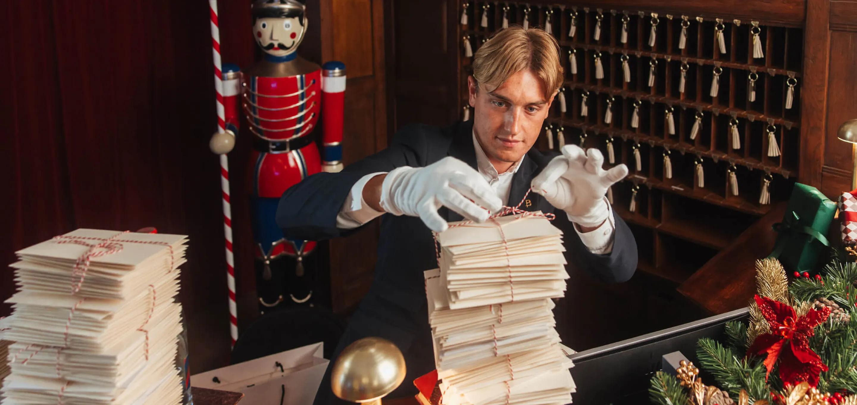 Des fêtes enchantées, lettres