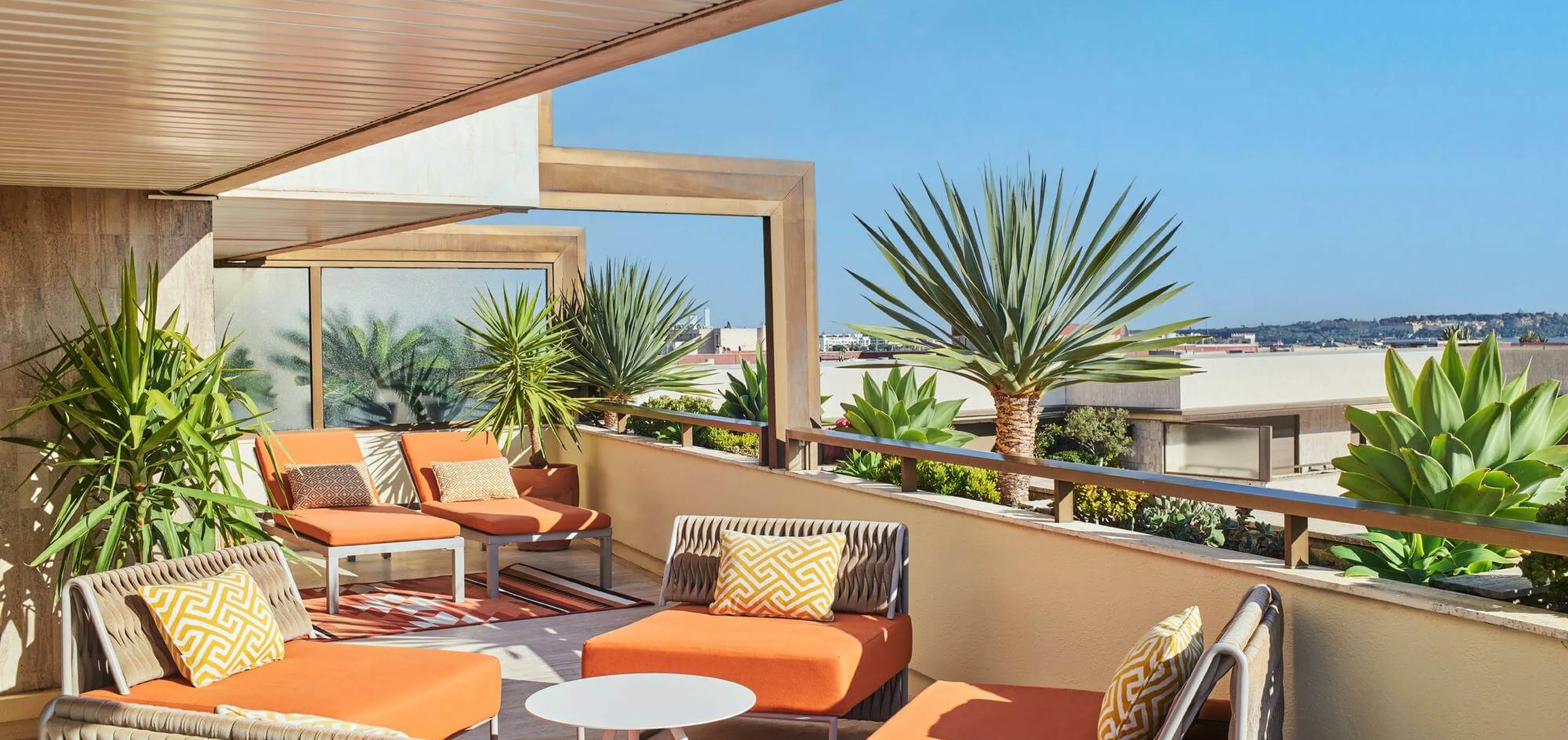 Suite Gray d'Albion terrasse vue mer salon de terrasse
