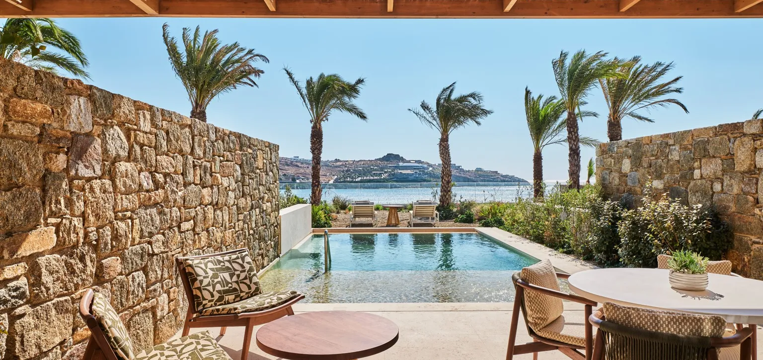 Junior Suite Paraga Piscine Privée, Vue Mer - Terrasse - Fouquet's Mykonos