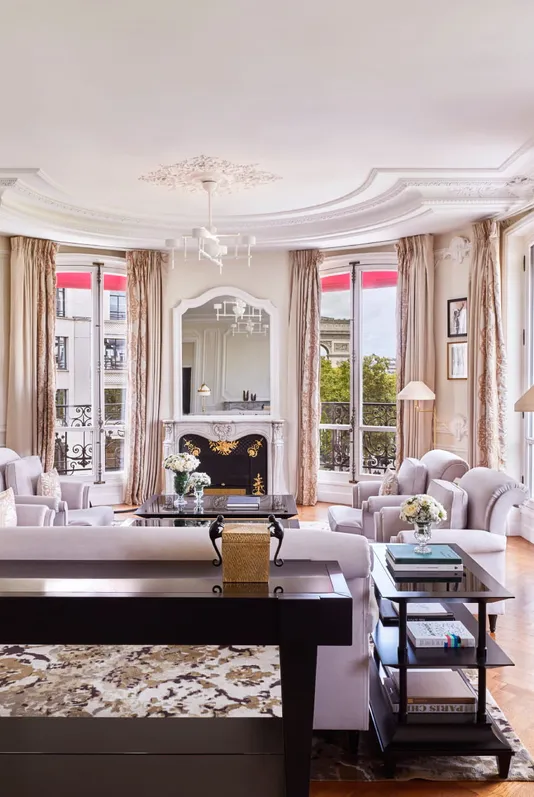 Suite Signature Arc de Triomphe Salon vue Arc de Triomphe