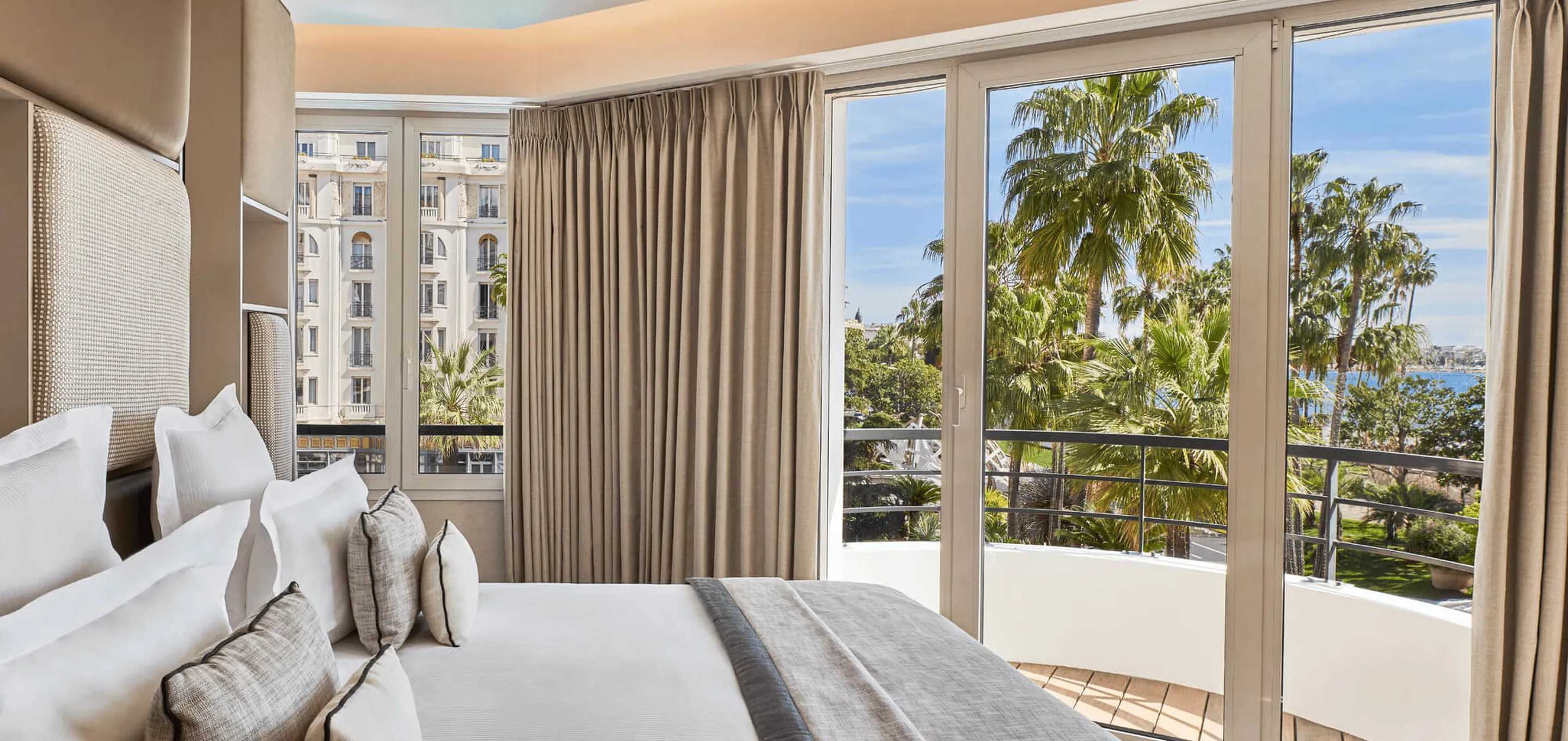 Suite Balancine grand Lit avec vue sur la Croisette, Hôtel Barrière Le Majestic Cannes