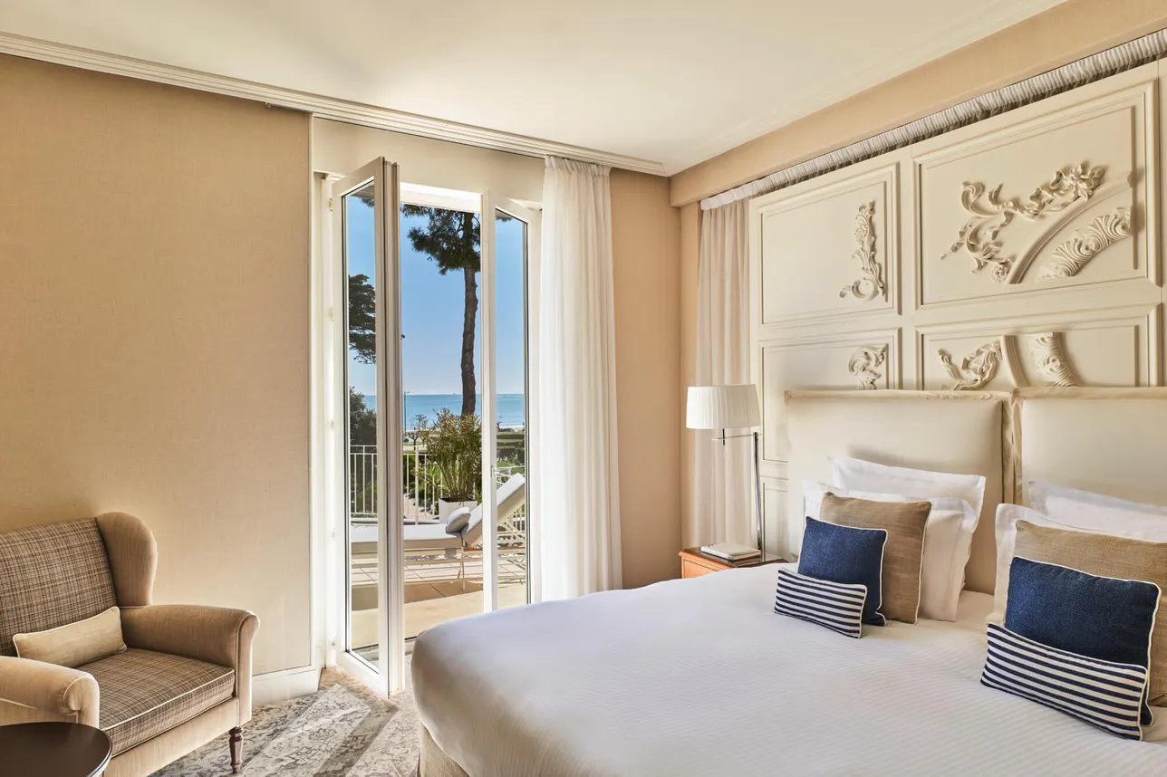 Suite Prestige Terrasse Mer, Chambre Le Royal La Baule