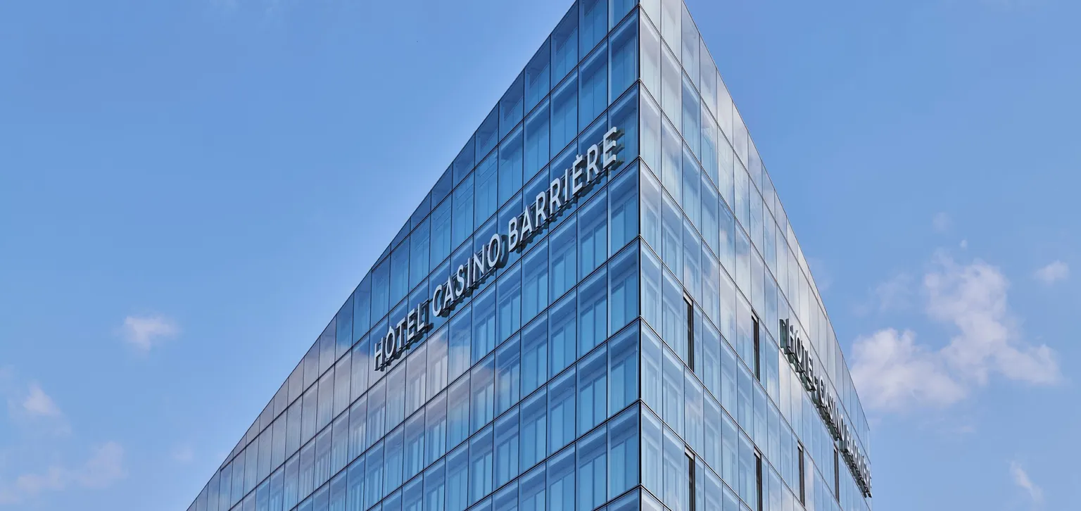 Façade de l'hôtel resort barriere lille à Lille