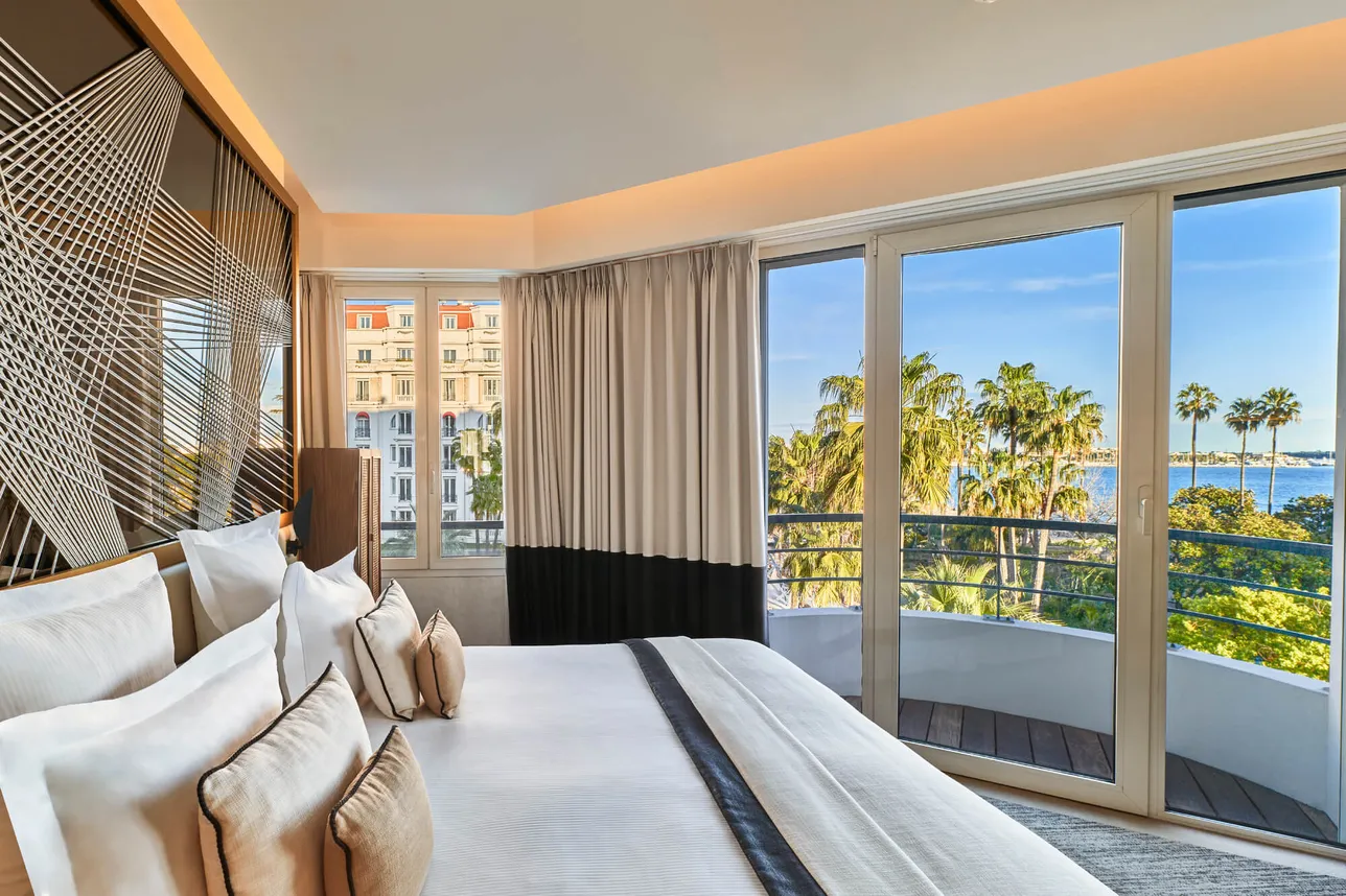 Chambre de la Suite Escale à l'Hôtel Barrière Le Majestic Cannes