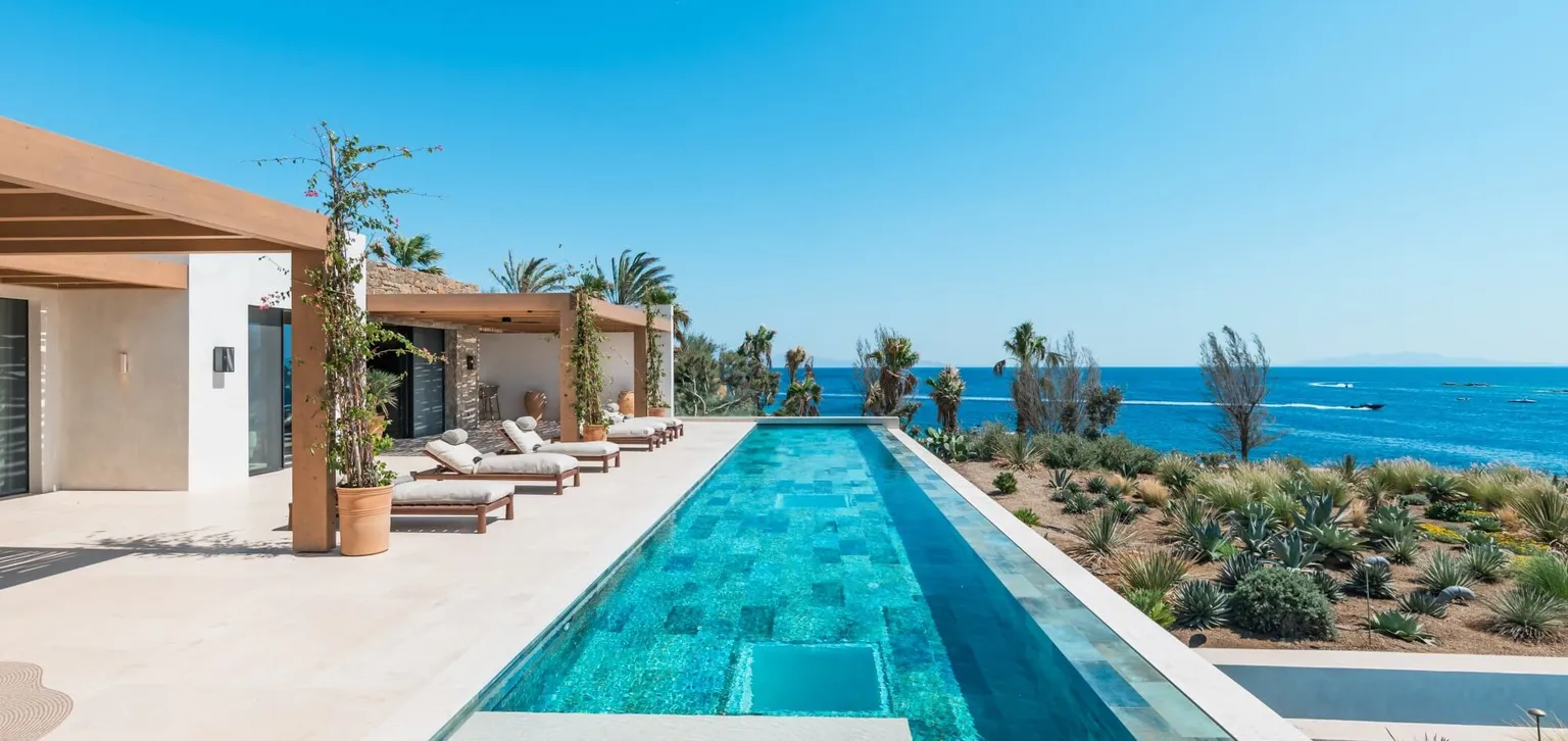 Suite Cyclades Piscine Privée Vue mer - piscine - Fouquet's Mykonos