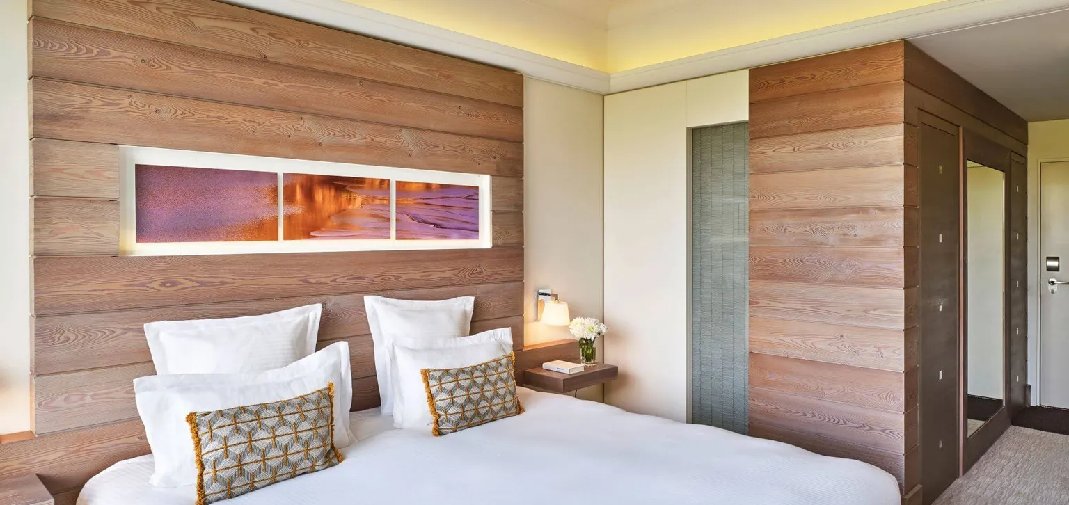 Espace nuit chambre supérieure resort Barrière de Ribeauvillé